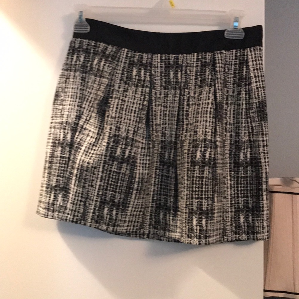 High waisted skirt